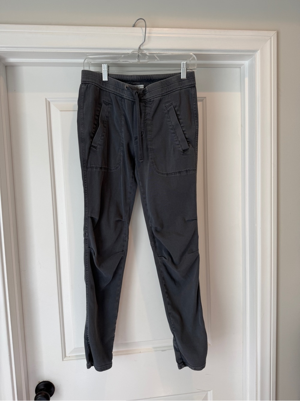 James Perse Women's Charcoal Skinny Jogger Pants